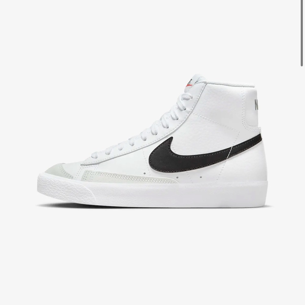 Nike Blazer Mid 77